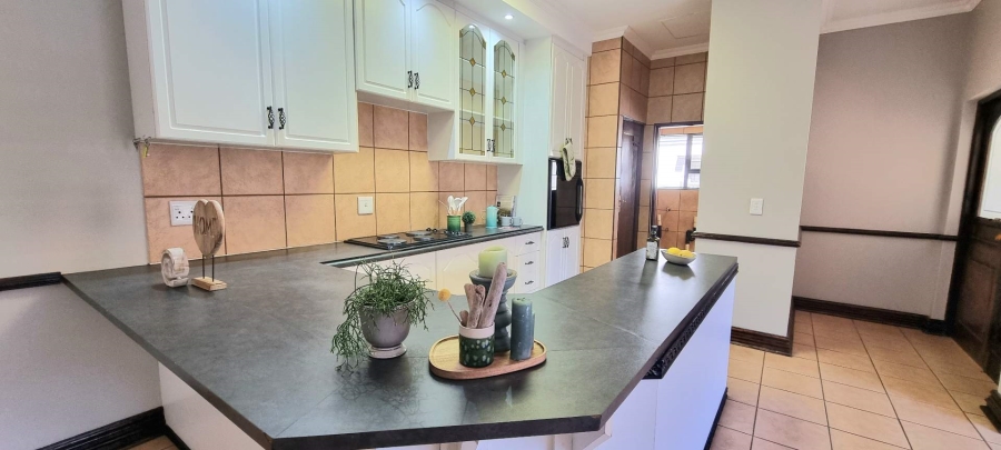 3 Bedroom Property for Sale in Dan Pienaar Free State